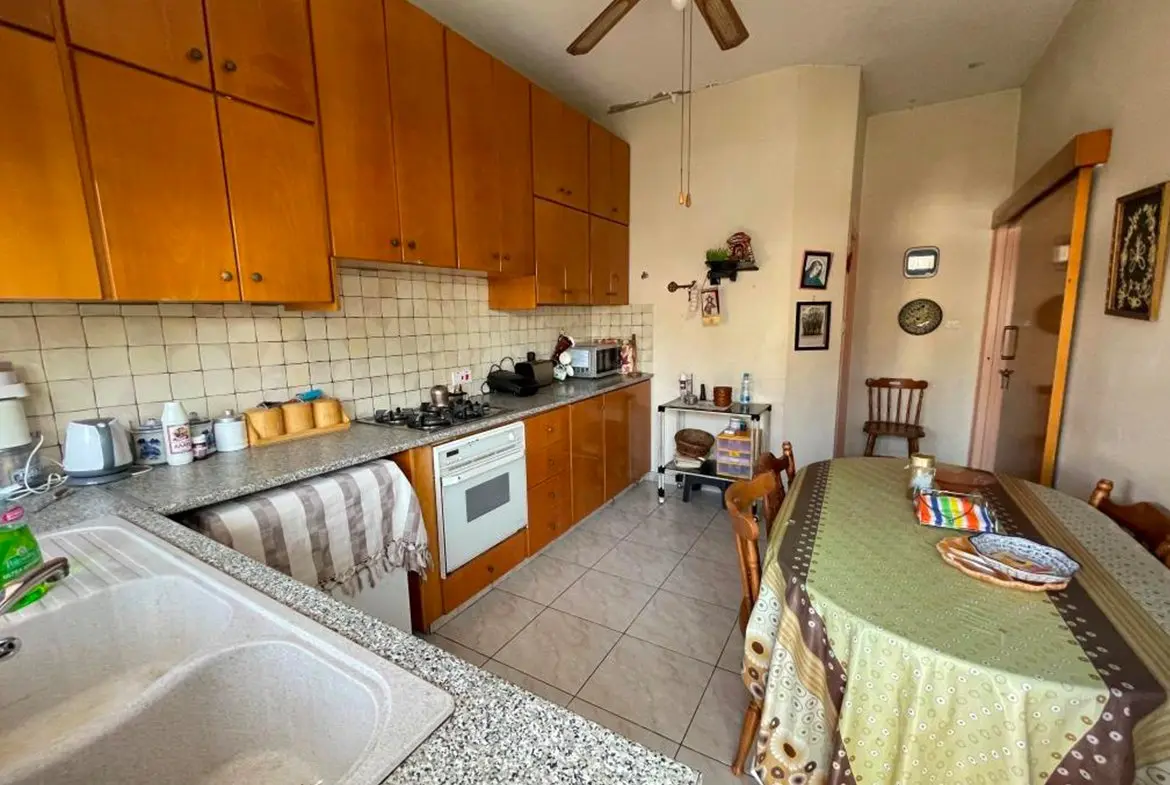 Corner building for sale in the heart of Larnaca (8) Corner building for sale in the heart of Larnaca