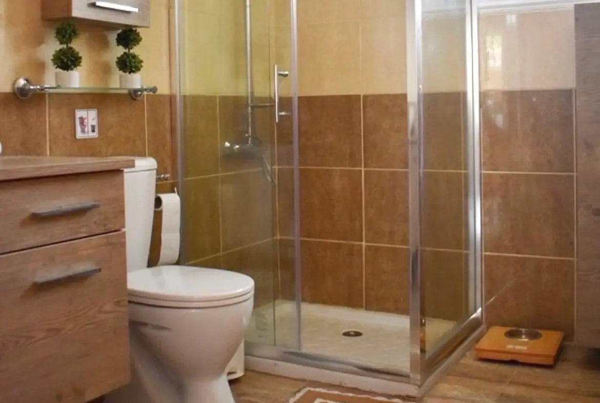 Elegant three bedroom bungalow (1)