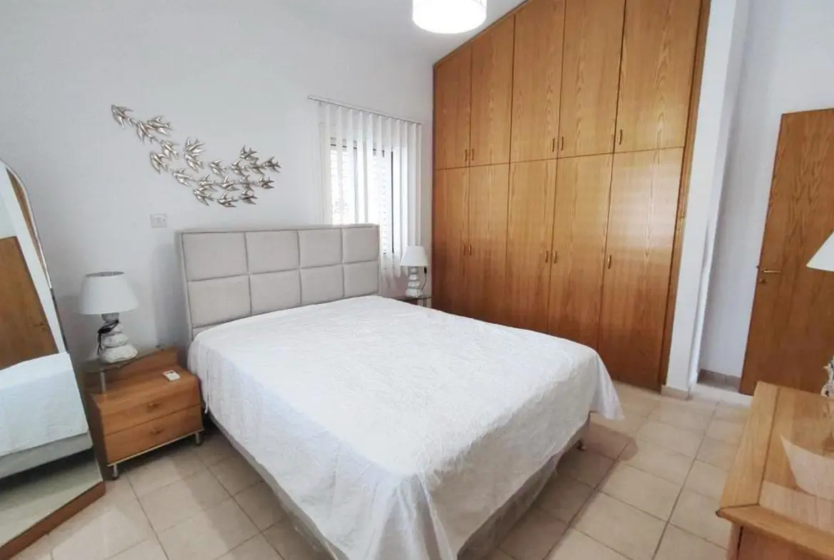 Elegant three bedroom bungalow (9) Elegant three bedroom bungalow beachfront for sale