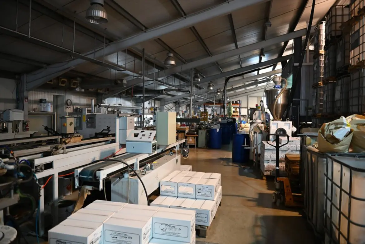 Factory for sale in Pera Chorio Nisou (8) Factory for sale in Pera Chorio Nisou