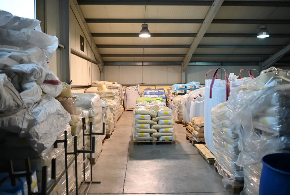 Factory for sale in Pera Chorio Nisou (9) Factory for sale in Pera Chorio Nisou