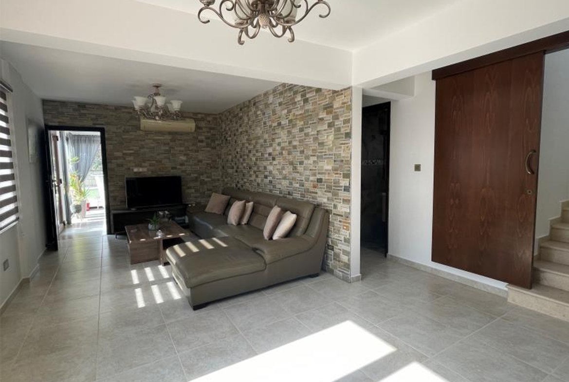 Five bedroom house for sale in Psevdas (10) Five bedroom house for sale in Psevdas