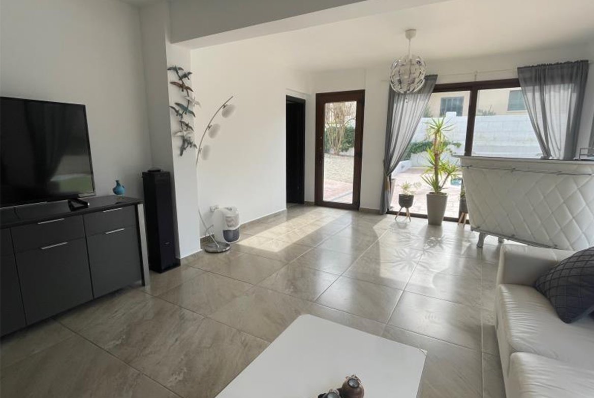 Five bedroom house for sale in Psevdas (3) Five bedroom house for sale in Psevdas