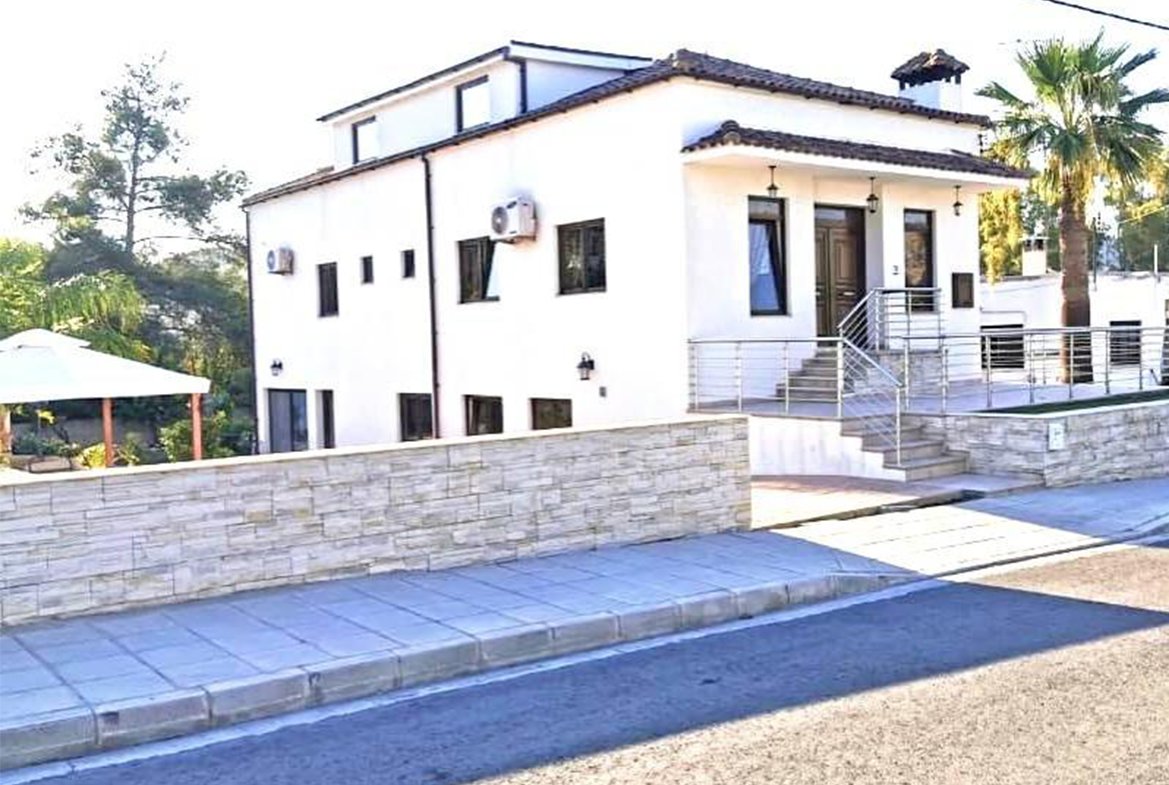 Five bedroom house for sale in Psevdas (30)