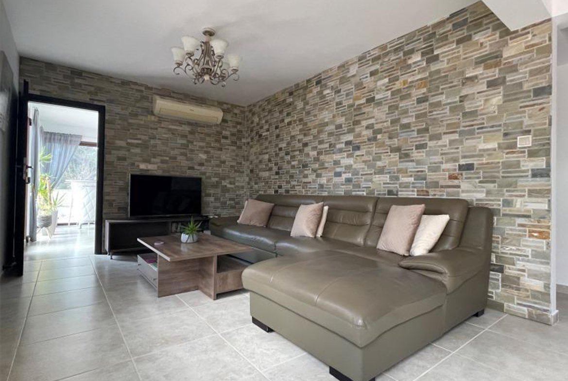 Five bedroom house for sale in Psevdas (4) Five bedroom house for sale in Psevdas