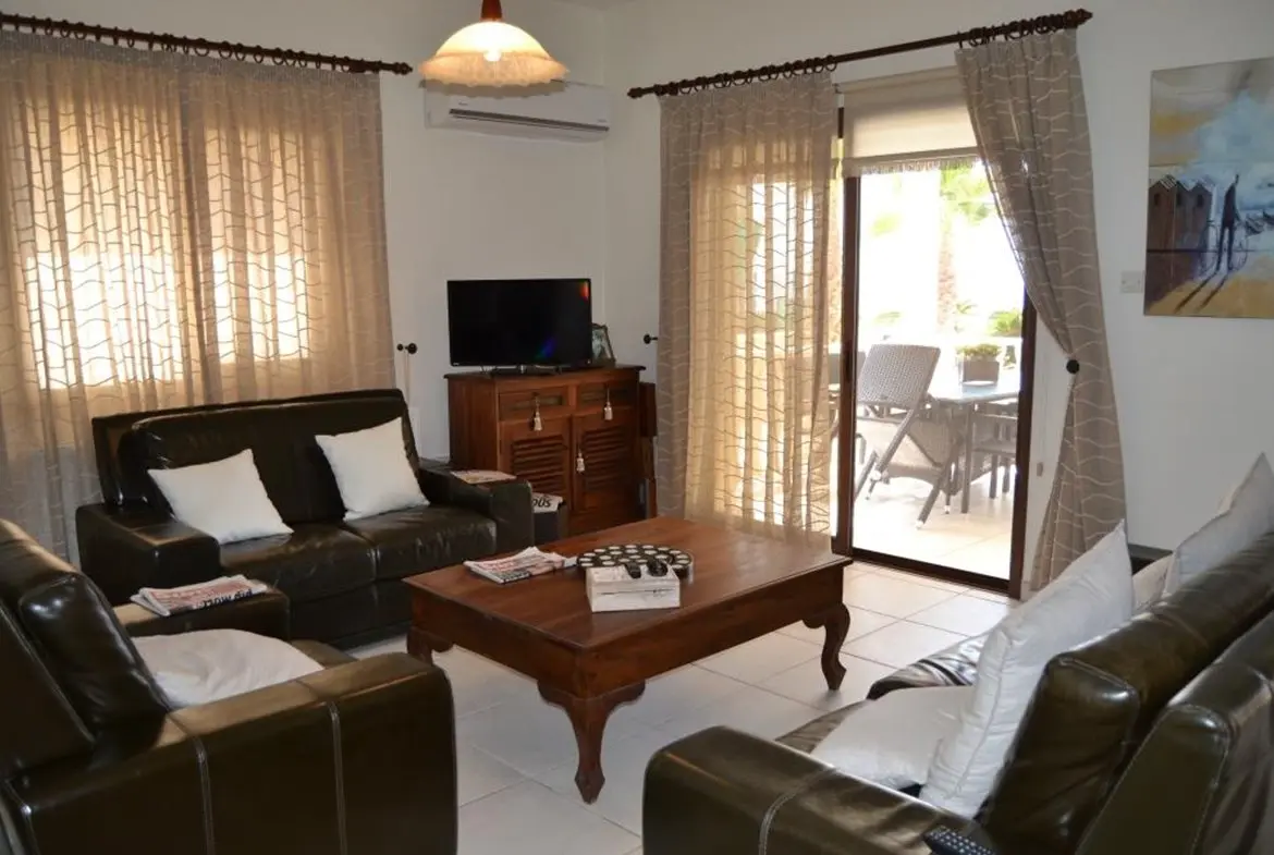 Five bedroom luxury beach front house for sale in Pervolia (13) Five bedroom luxury beach front house for sale in Pervolia