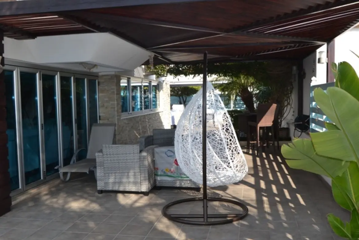 Five bedroom villa for sale off Dhekelia Road (16) Five bedroom villa for sale off Dhekelia Road