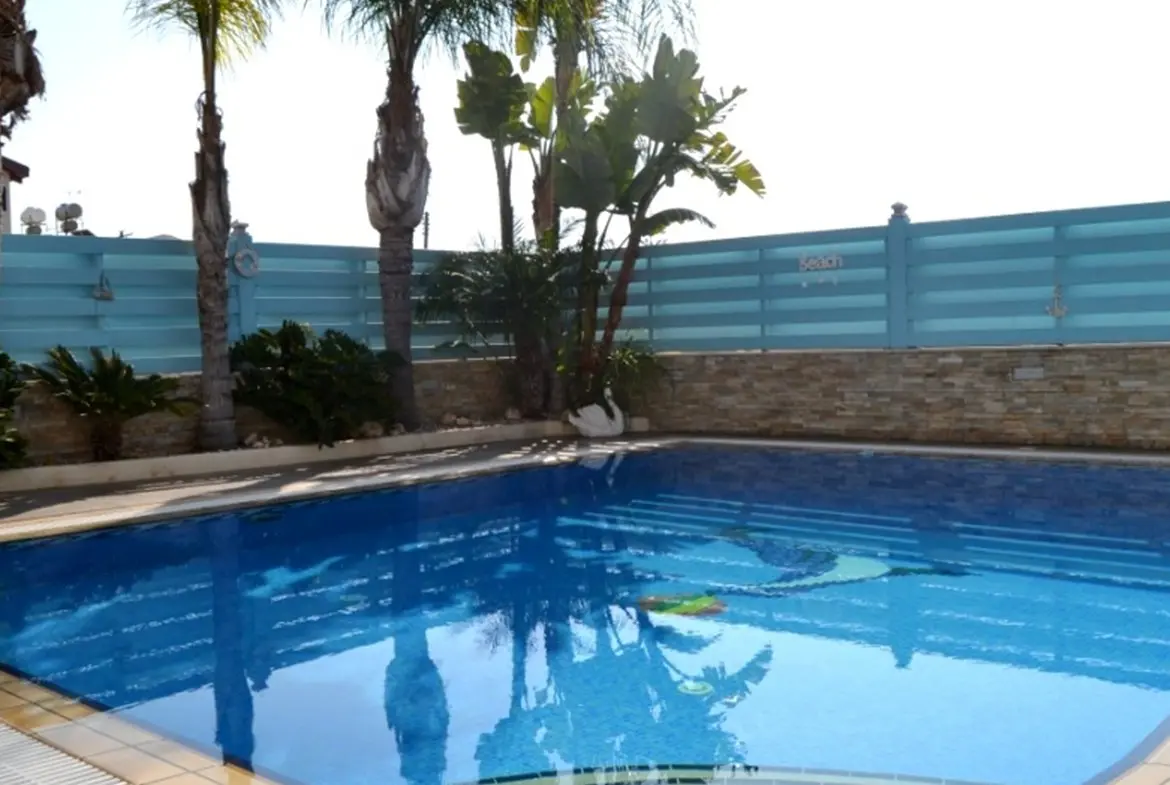 Five bedroom villa for sale off Dhekelia Road (28) Five bedroom villa for sale off Dhekelia Road