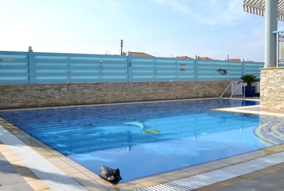 Five bedroom villa for sale off Dhekelia Road (31) Five bedroom villa for sale off Dhekelia Road