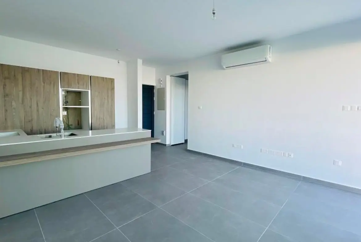 Ground floor beach apartment for sale (12) Ground floor beach apartment for sale