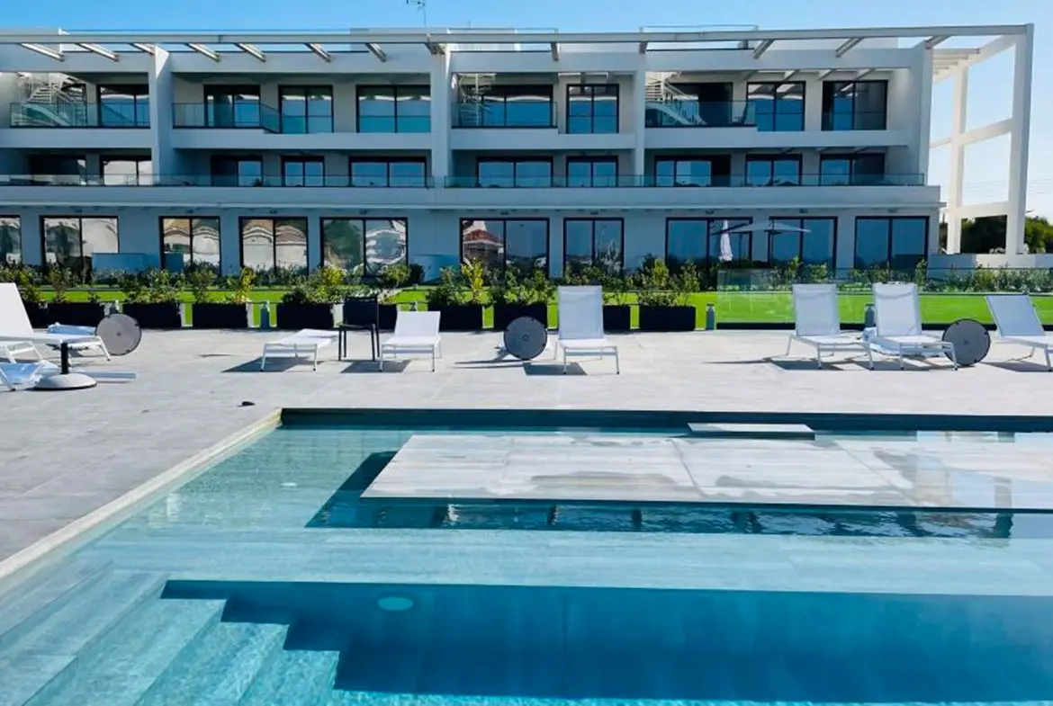Ground floor beach apartment for sale (7) Ground floor beach apartment for sale