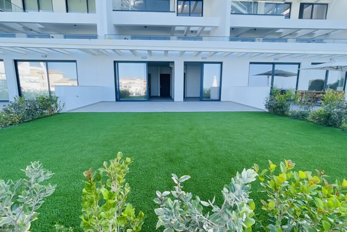 Ground floor beach apartment for sale (9) Ground floor beach apartment for sale