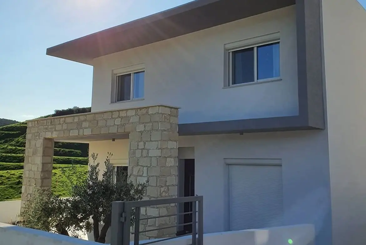 House for sale in Foinikaria (7) House for sale in Foinikaria village in Limassol