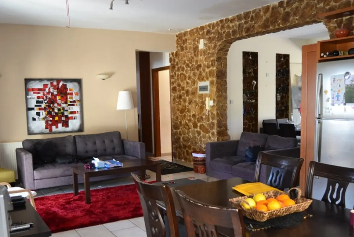 House with pool for sale in Tersefanou (18) House with pool for sale in Tersefanou village in Larnaca