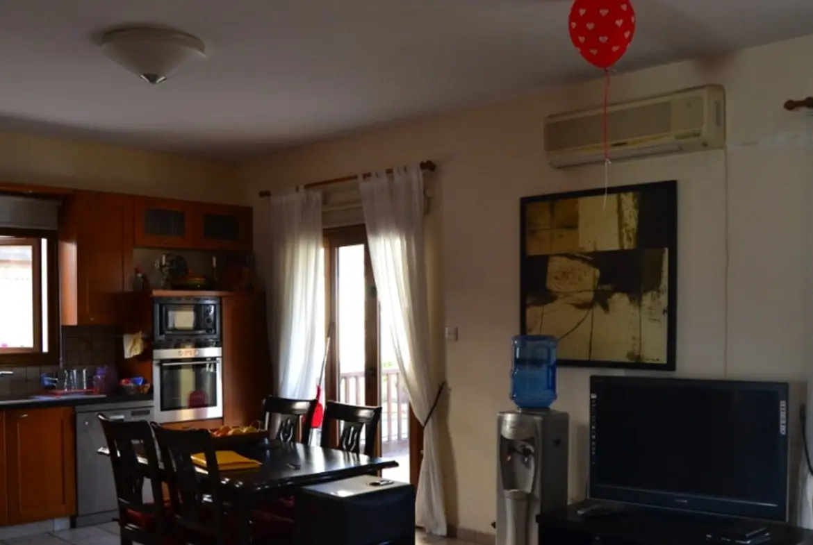 House with pool for sale in Tersefanou (20) House with pool for sale in Tersefanou village in Larnaca