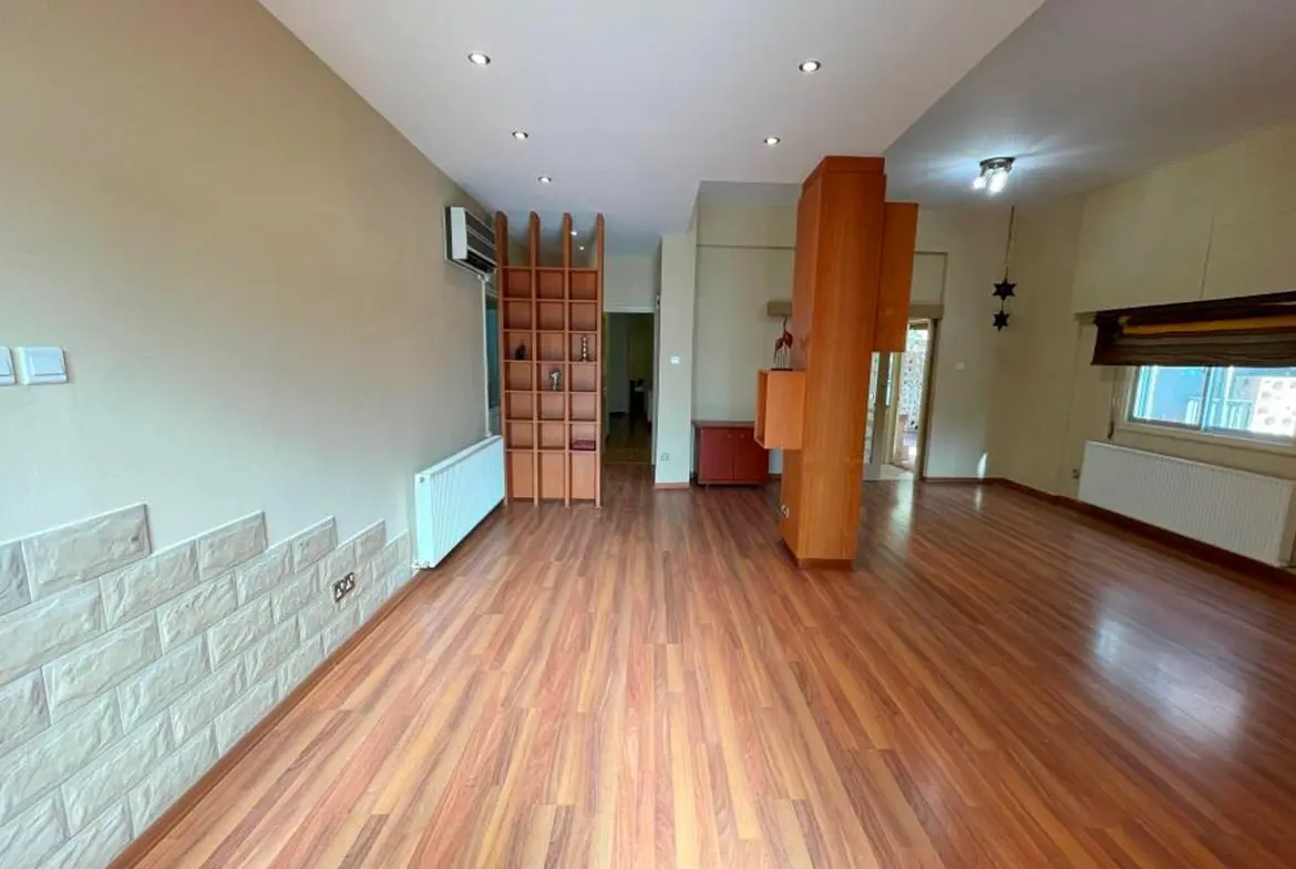 Large 3 bed lower floor house for sale in Larnaca Town centre (15) Large 3 bed lower floor house for sale in Larnaca Town centre