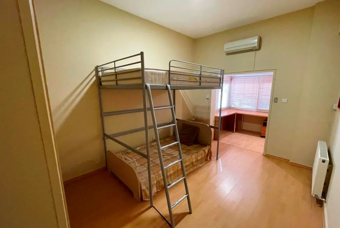 Large 3 bed lower floor house for sale in Larnaca Town centre (2) Large 3 bed lower floor house for sale in Larnaca Town centre