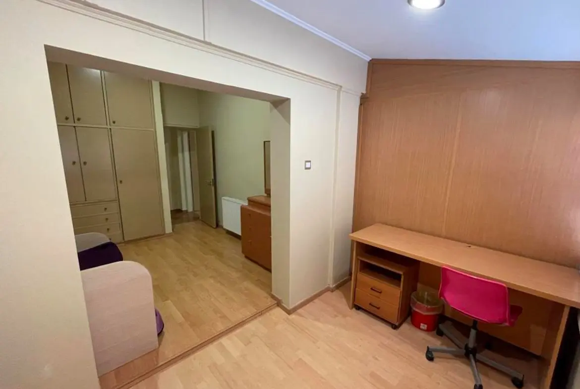 Large 3 bed lower floor house for sale in Larnaca Town centre (6) Large 3 bed lower floor house for sale in Larnaca Town centre