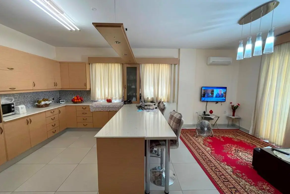 Luxury 4 bedroom duplex penthouse (1) Luxury 4 bedroom duplex penthouse with roof garden in Larnaca central area. for sale