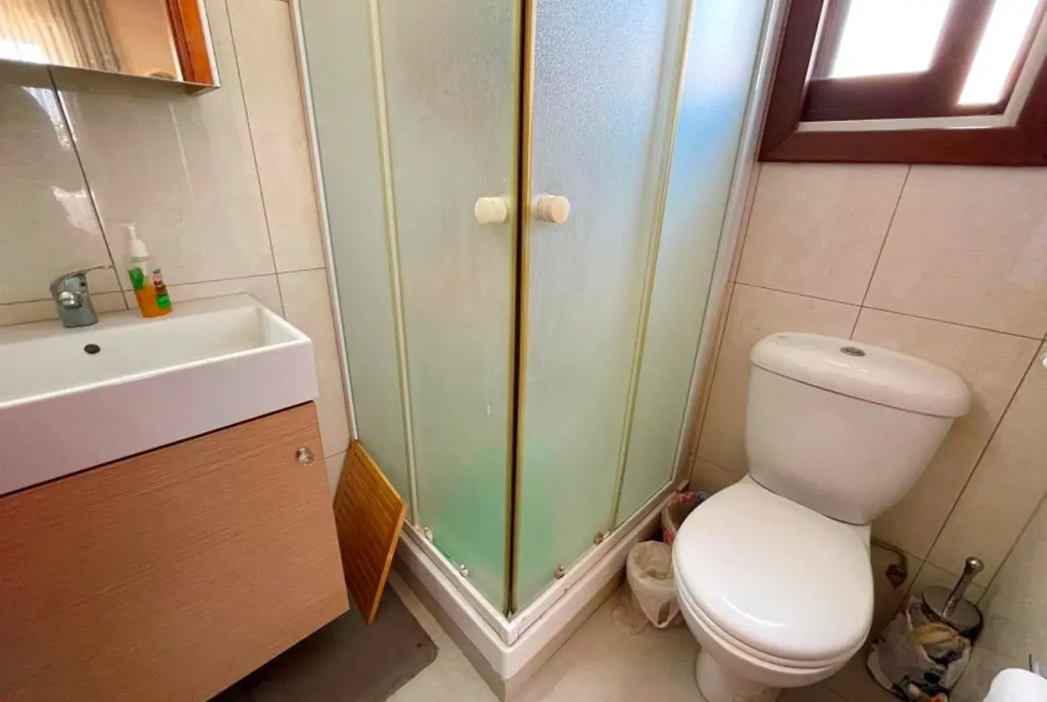 Luxury 4 bedroom duplex penthouse (26) Luxury 4 bedroom duplex penthouse with roof garden in Larnaca central area.