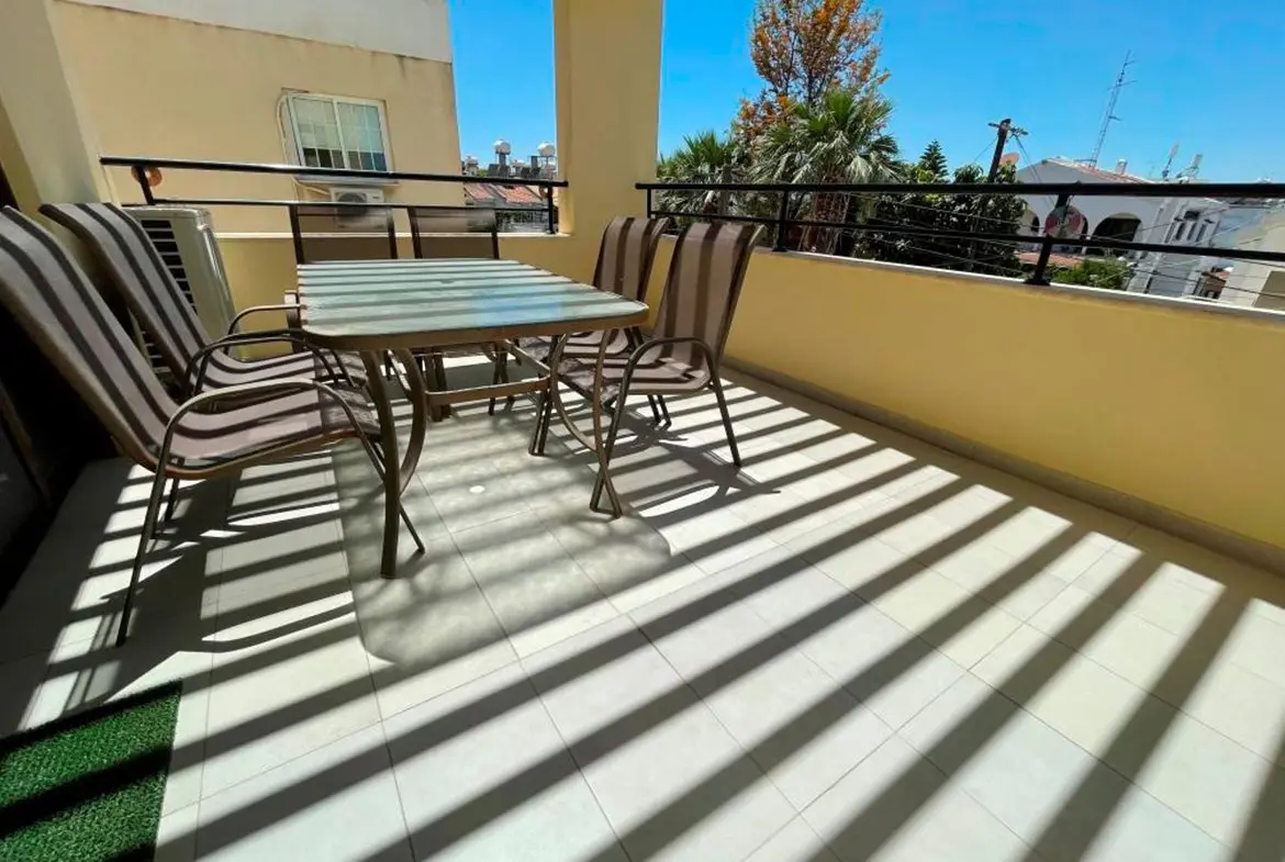 Luxury 4 bedroom duplex penthouse (6) Luxury 4 bedroom duplex penthouse with roof garden in Larnaca central area.