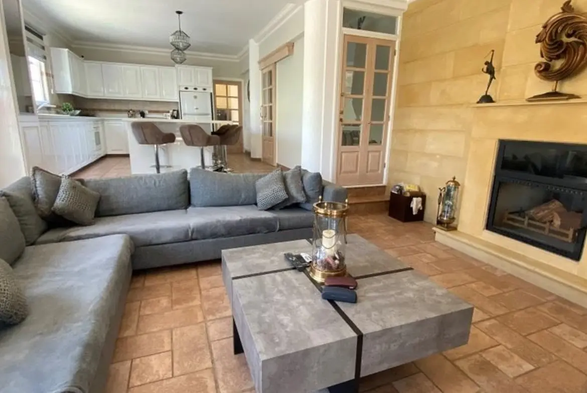 Luxury Four Bed House for sale in Larnaca (20) Luxury Four Bed House for sale in Larnaca