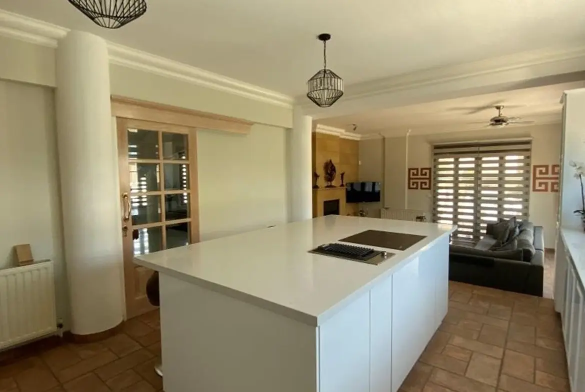 Luxury Four Bed House for sale in Larnaca (23) Luxury Four Bed House for sale in Larnaca