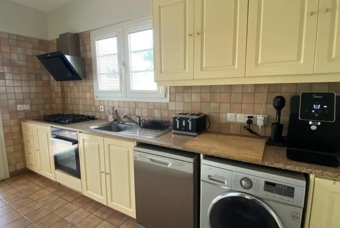 Luxury Four Bed House for sale in Larnaca (27) Luxury Four Bed House for sale in Larnaca