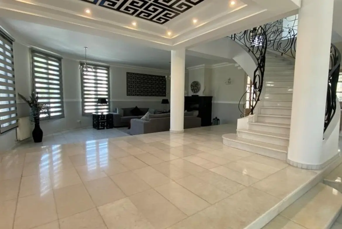 Luxury Four Bed House for sale in Larnaca (33) Luxury Four Bed House for sale in Larnaca