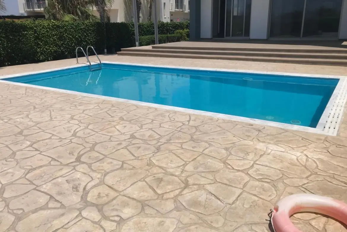 Modern ground floor apartment with pool for sale in Faros, Pervolia (13) Modern ground floor apartment with pool for sale in Faros, Pervolia