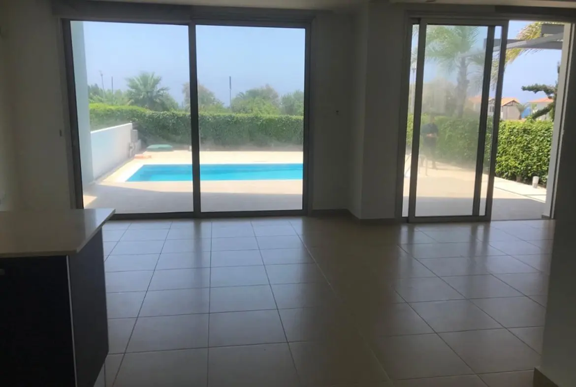Modern ground floor apartment with pool for sale in Faros, Pervolia (6) Modern ground floor apartment with pool for sale in Faros, Pervolia
