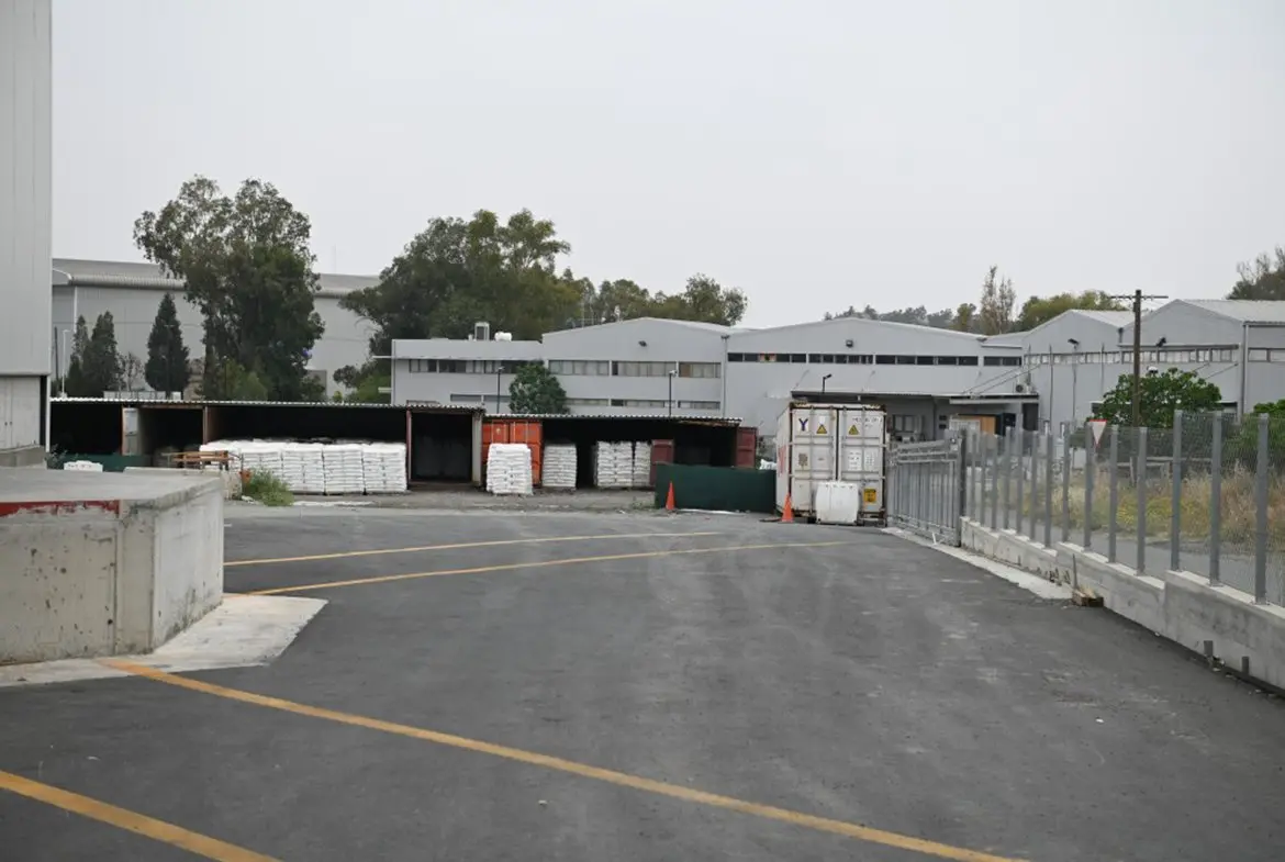 New industrial warehouse for sale in Pera Chorio Nisou (4) New industrial warehouse for sale in Pera Chorio Nisou