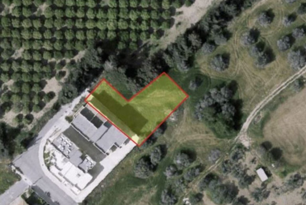 Commercial plot for sale IN MENEOU Commercial plot for sale IN MENEOU