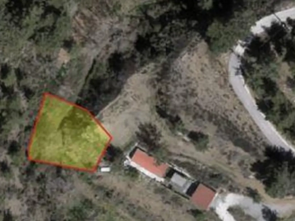 Plot for sale in mountainous Vavatsinia