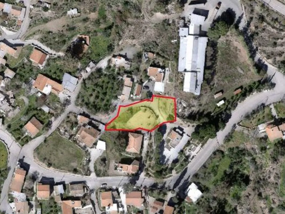Residential building plot for sale in Ora village