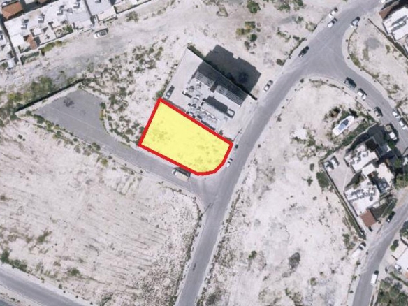 Residential building plot for sale in Salamina area