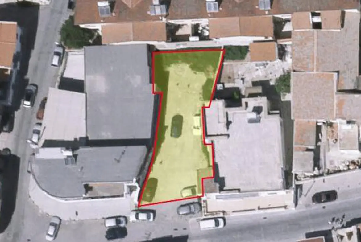Residential building plot for sale in St. Lazarus (3) Residential building plot for sale in St. Lazarus (1)