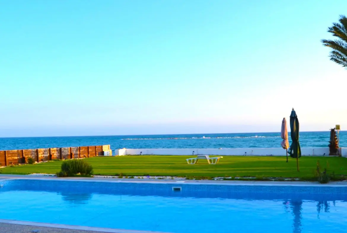 Sea front house for sale in Pervolia Larnaca (1) Sea front house for sale in Pervolia Larnaca