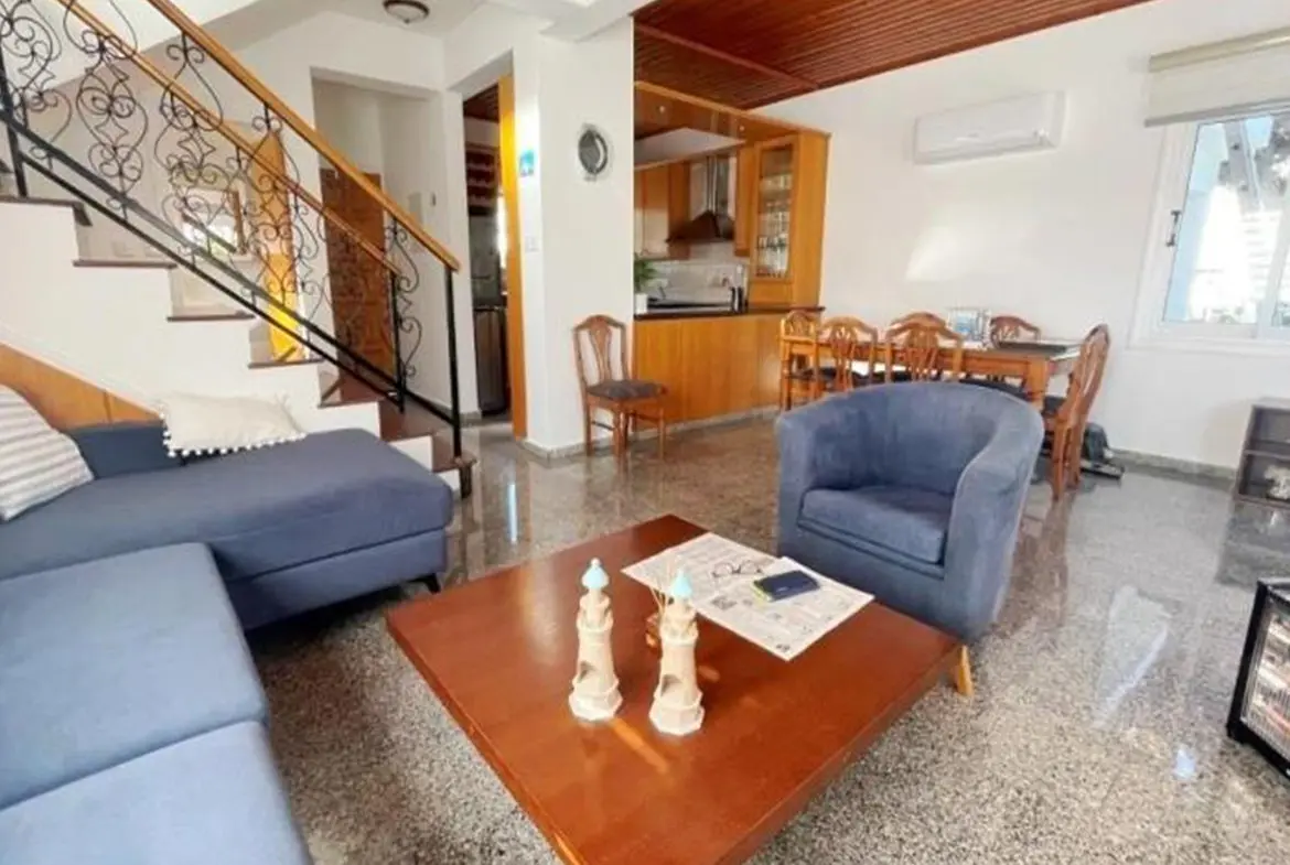 Three bed beach villa for rent in Pervolia (6) Three bed beach villa for rent in Pervolia