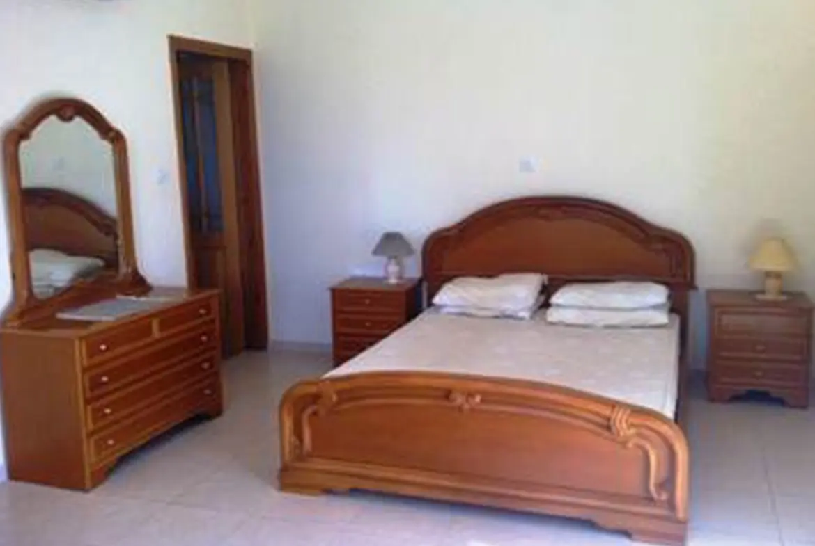 Three bed detached bungalow for sale in Maroni (9) Three bed detached bungalow for sale in Maroni