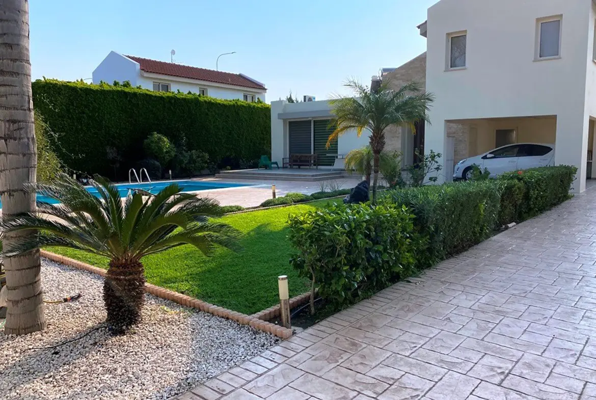 Three bed villa for sale in Pervolia (3) Three bed villa for sale in Pervolia area Larnaca