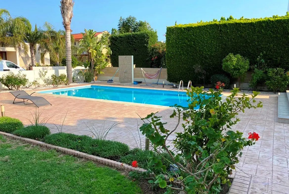 Three bed villa for sale in Pervolia (4) Three bed villa for sale in Pervolia area Larnaca