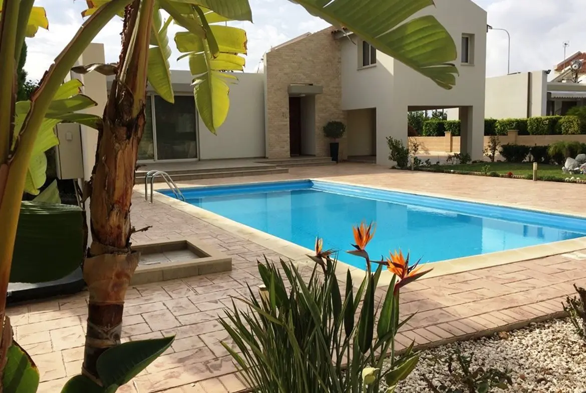 Three bed villa for sale in Pervolia (5) Three bed villa for sale in Pervolia area Larnaca