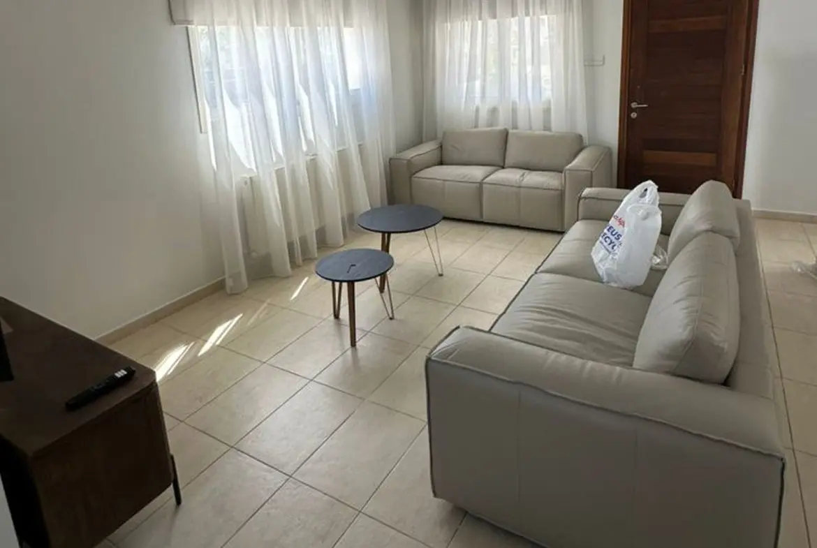 Three bed villa with pool in Pervolia Larnaca (12) Three bed villa with pool in Pervolia Larnaca