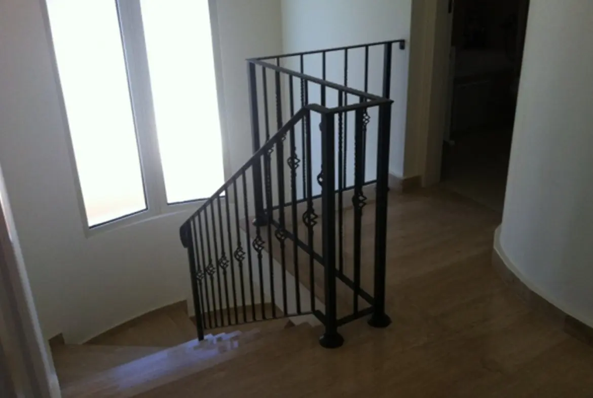 Three bed villa with pool in Pervolia Larnaca (3)