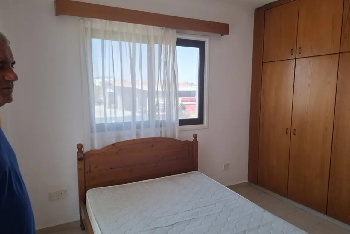 Two Bedroom Apartment for Sale in the Mackenzy Area (5)