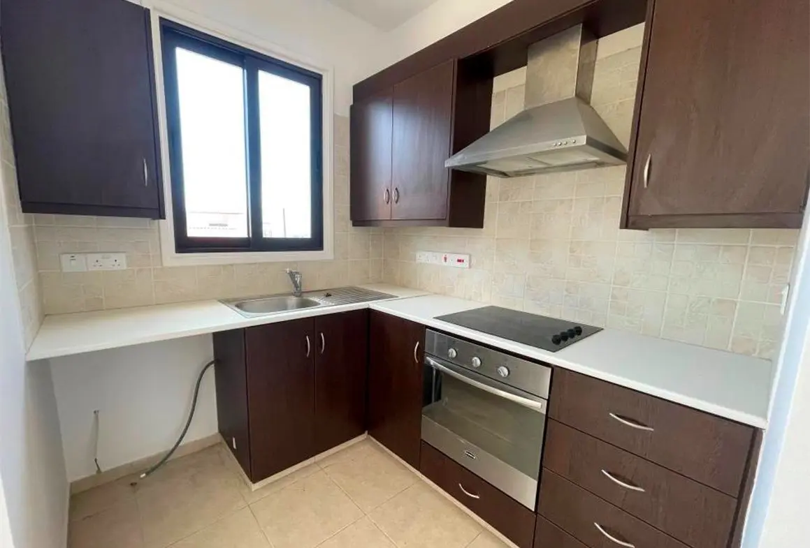 Two bed penthouse with sea views in mazotos (10) Two bed penthouse with sea views in mazotos