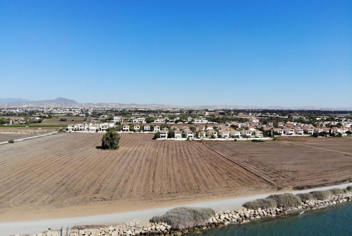 detached four bedroom villa (1) detached four bedroom villa for sale in Pervolia Larnaca