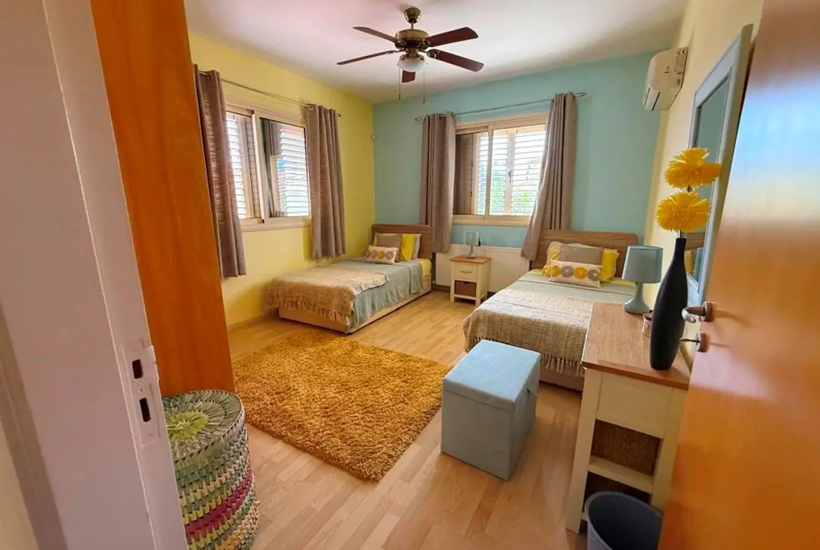 detached four bedroom villa (12) detached four bedroom villa for sale in Pervolia Larnaca