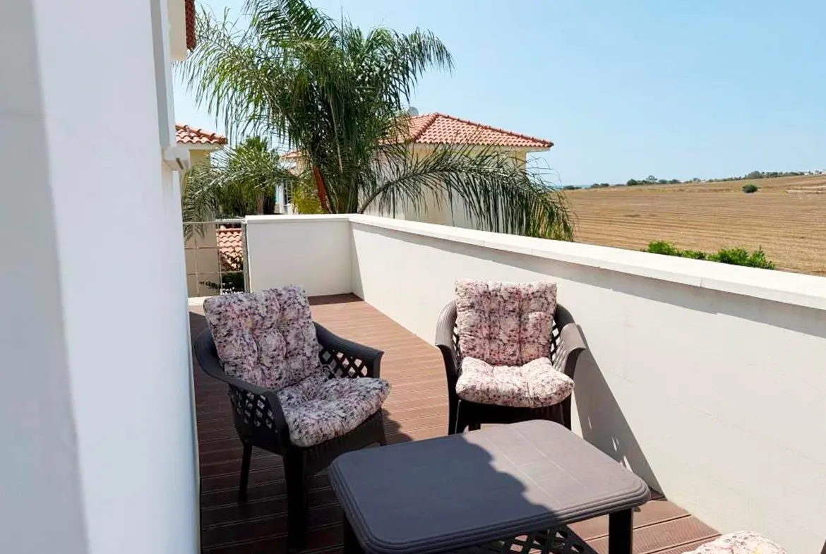 detached four bedroom villa (9) detached four bedroom villa for sale in Pervolia Larnaca